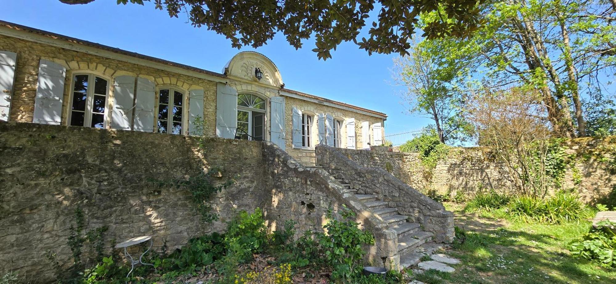 Le Clos Reaud Blaye Exterior photo